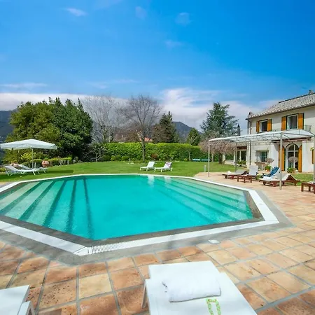 Villa Il Piliero, A Life Of *