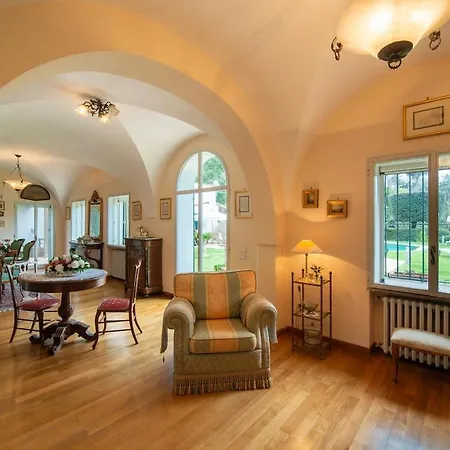 Villa Il Piliero, A Life Of *